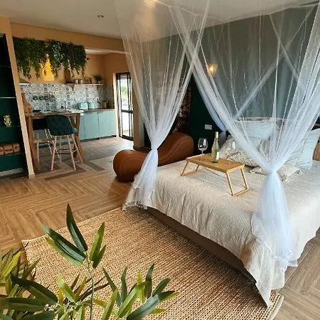 Lovin Luxury Romantic With Jacuzzi Apartamento Albufeira