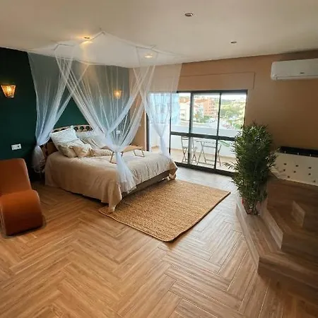 アパート Lovin Luxury Romantic With Jacuzzi